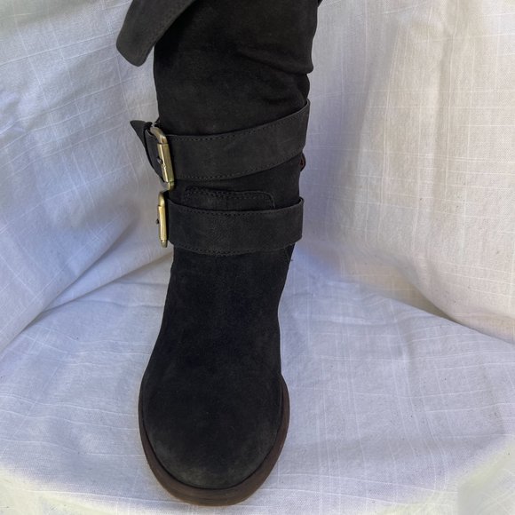 Donald J. Pliner Round Toe Moto Buckle Style Cuban Heel Bootie Black Size 6.5 - Picture 3 of 11